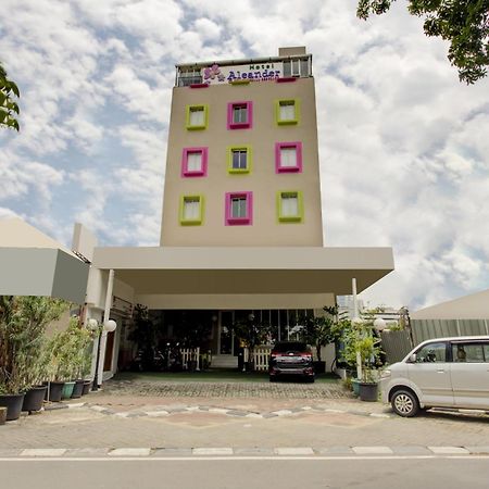 Collection O Gambir Near Masjid Istiqlal Formerly Aleander Hotel จาการ์ตา ภายนอก รูปภาพ